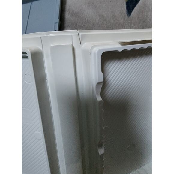 The Hunchback of Notre Dame 1997 VHS - Picture 8 of 8